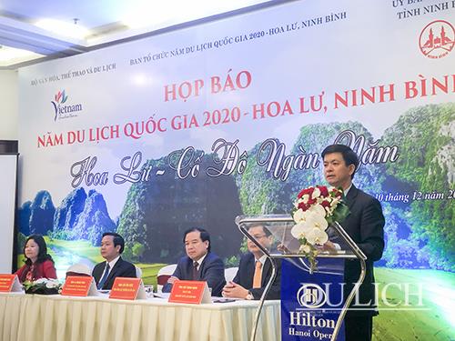 Thứ trưởng Bộ VHTTDL Lê Quang Tùng phát biểu tại họp báo